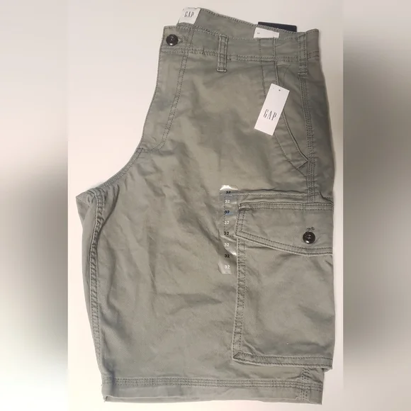 Gap khaki Cargo Shorts Mens - Picture 4 of 4